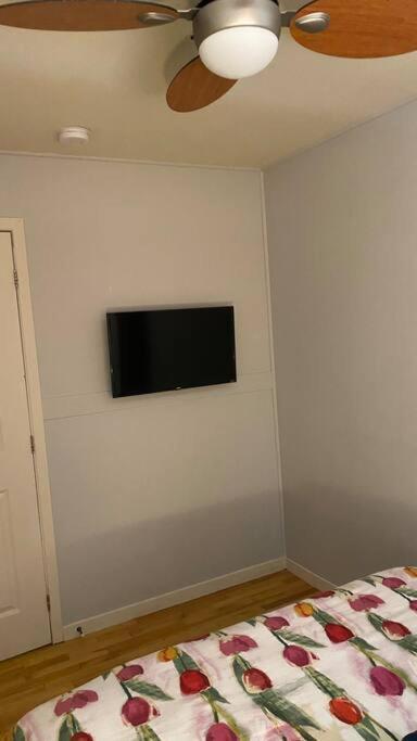 Chez Emma Hostel Gatineau Ngoại thất bức ảnh