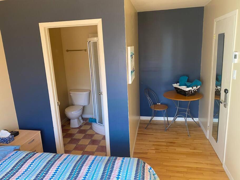 Chez Emma Hostel Gatineau Ngoại thất bức ảnh